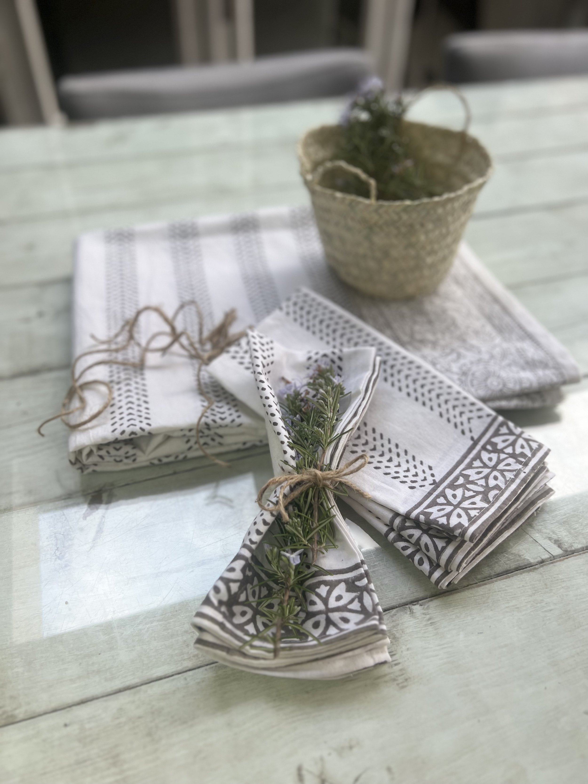 Grey Block Pring Tablecloth and Napkins.jpeg