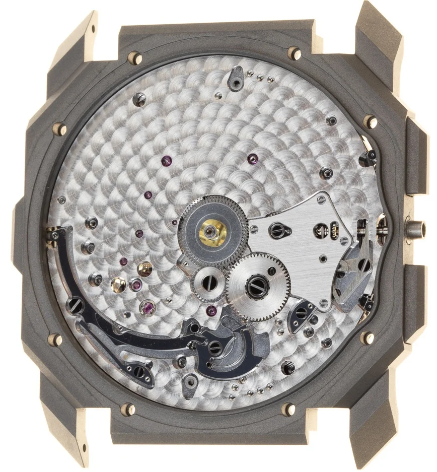 Bulgari+Octo+Finissimo+Chronograph+GMT_26.jpg