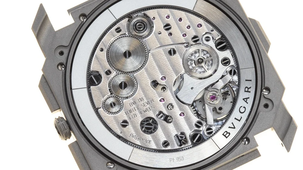 Bulgari+Octo+Finissimo+Chronograph+GMT_18.jpg