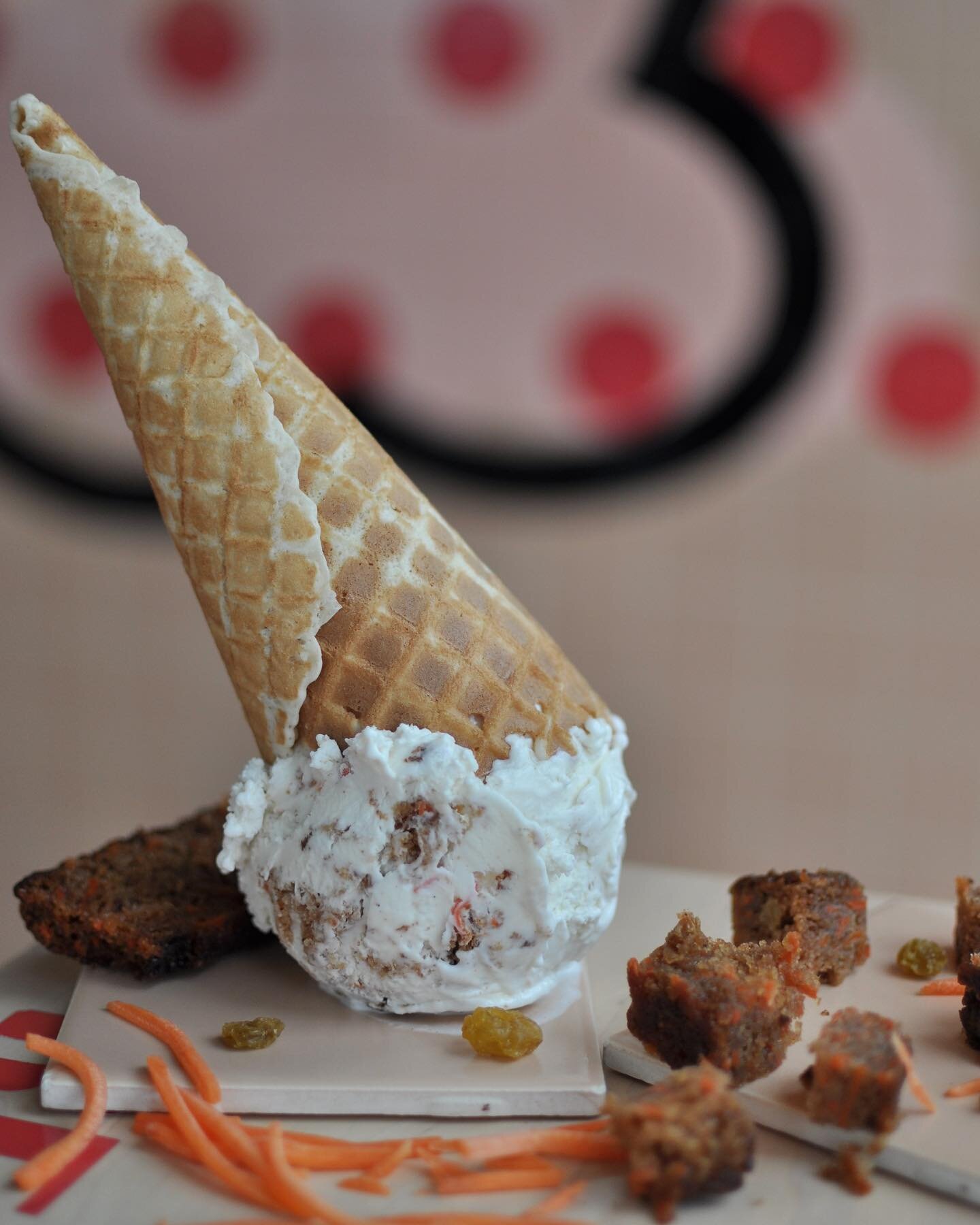 Who&rsquo;s in team CARROT CAKE ice cream? This seasonal is back, with homemade carrot cake folded in cream cheese ice cream. It&rsquo;s all you think it is and even more, and is only at the store for the spring! 🥕
.
.
.
#xoicecream #madewithlove #y