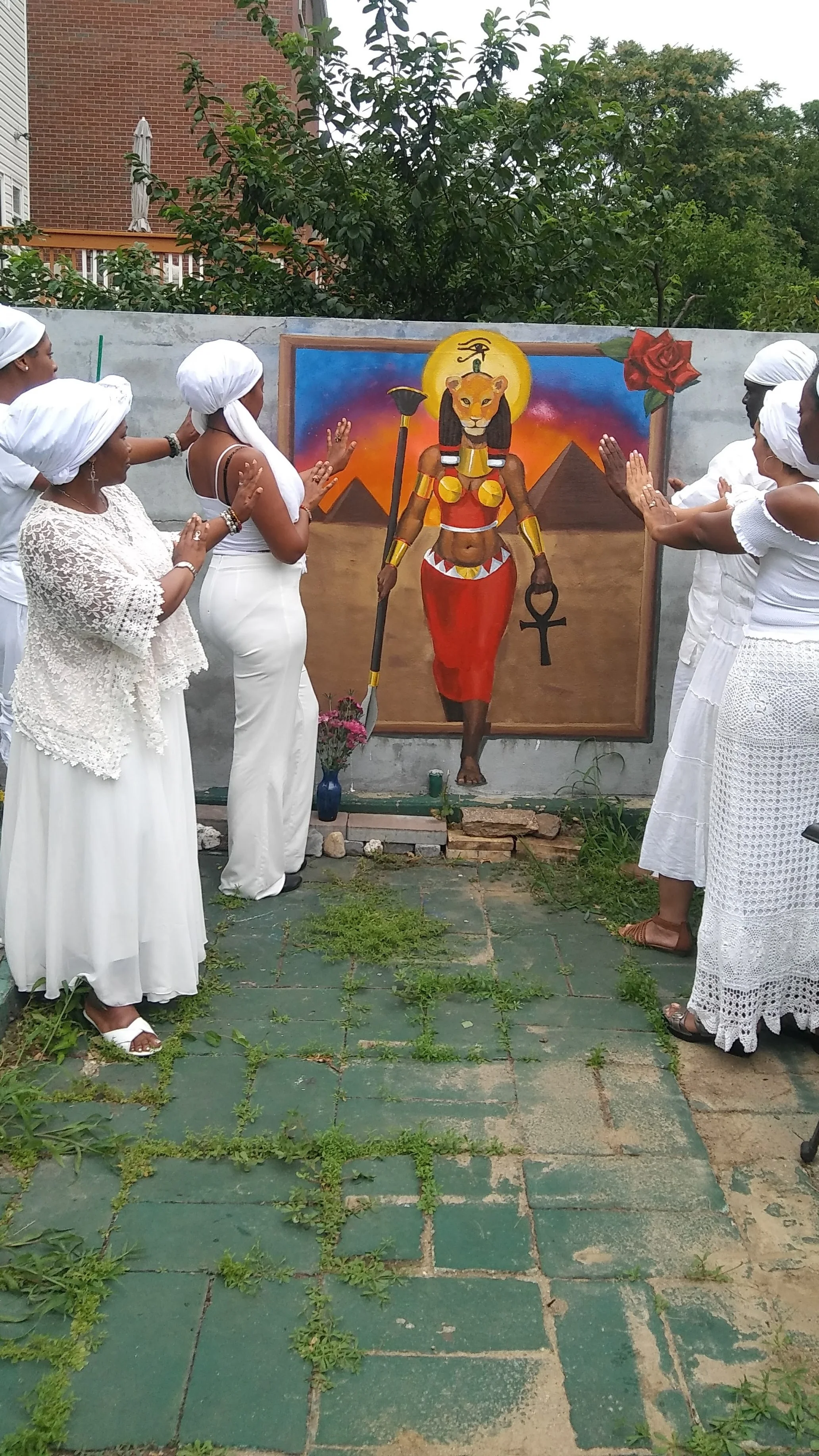 Newly attuned Ra Sekhi Kemetic Reiki practiioners at In Light Yoga and Health.
