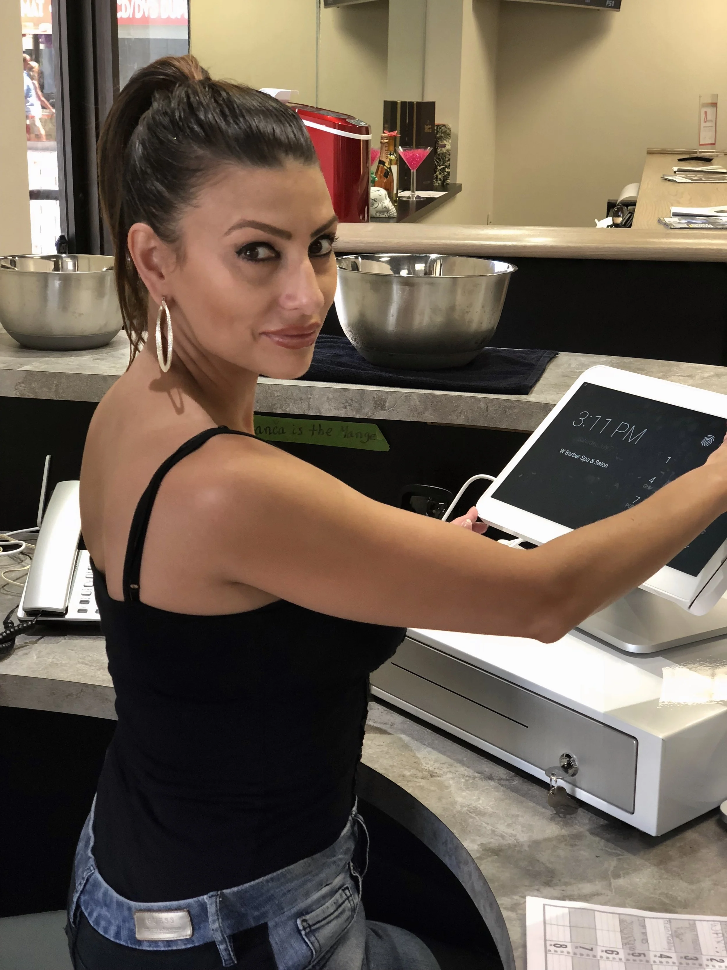 W Barber Spa & Salon