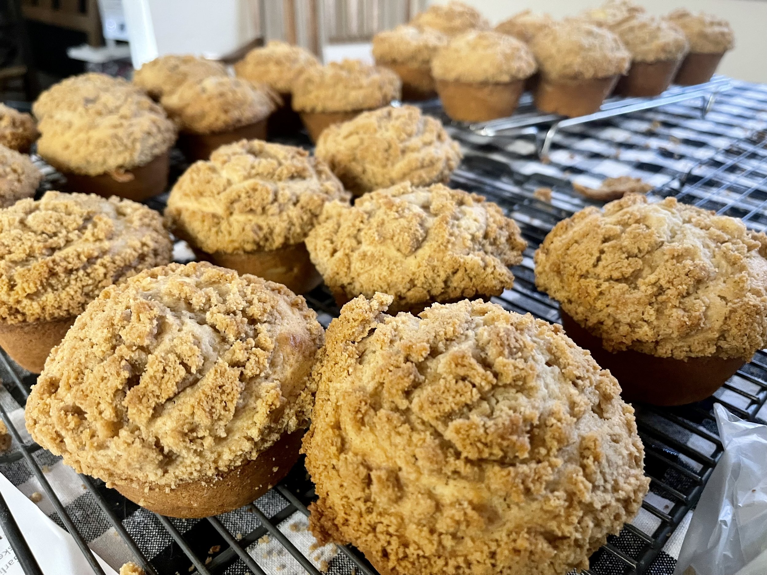 apple muffins.jpg
