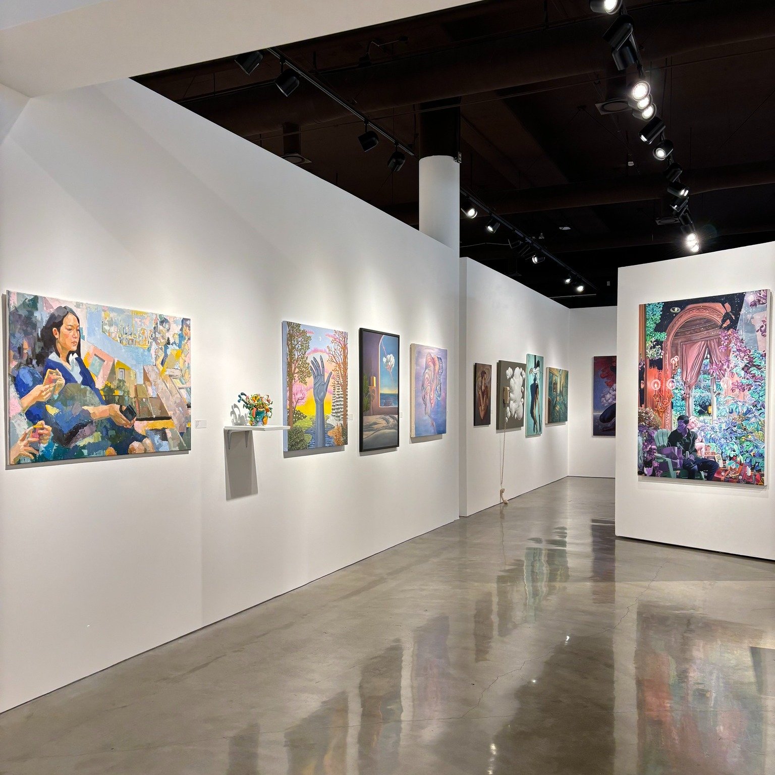 Don't forget to come in and vote for your favorite artwork! Made in California Popular Choice is a $150 prize given to the artist with the most votes at the end of the exhibition! 🥳 We know it's hard to pick just one!

🚸 Brea Gallery is open Wednes