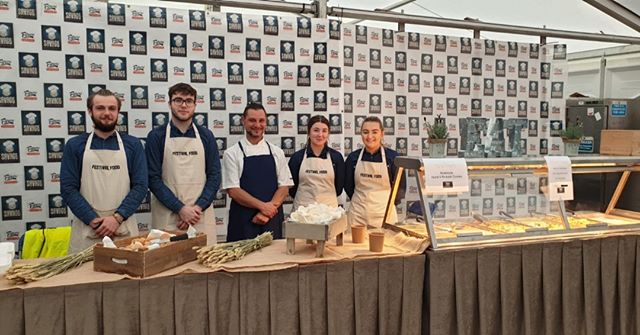 #TeamFitzers Savage Street Food division providing Crew Catering at Slane Castle and Malahide Castle! Looking forward to all the concerts and festivals this Summer ๐๐
*
*
*
*
*
#crewcatering #savagestreetfood #yum #foodie #food #streetfood #delicious #events #eventprofs #hospitality #festivalfood #foodstagram #dublin #eventsdublin #inspo #staff #buffet