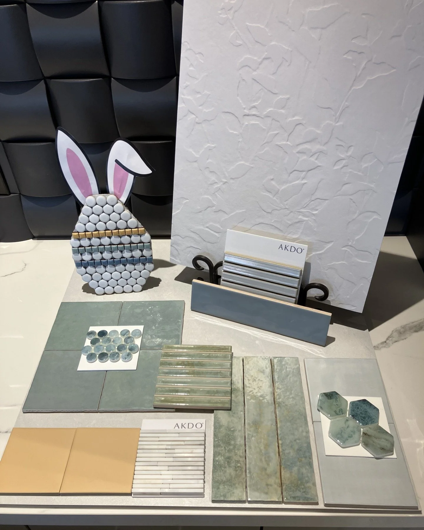 Spring colors, soft textures, and a little Easter cheer 🌸🐣

This week&rsquo;s #FlatlayFriday is inspired by the fresh hues and playful patterns of the season. From soft pastels to nature-inspired tones, we&rsquo;re celebrating the arrival of spring