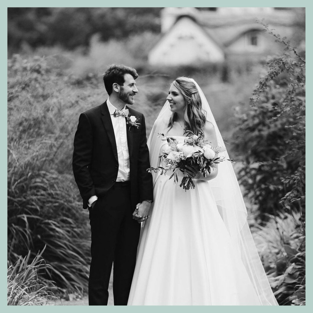 Happy wedding anniversary Alex and Hannah 🥂🎉
@asomerville31  @hannahlsomerville 📸 by @luke_j_bell 
Thank you for choosing F+L for your bespoke wedding accessories. It was been such pleasure to work with you.

I created bespoke wedding print and ac