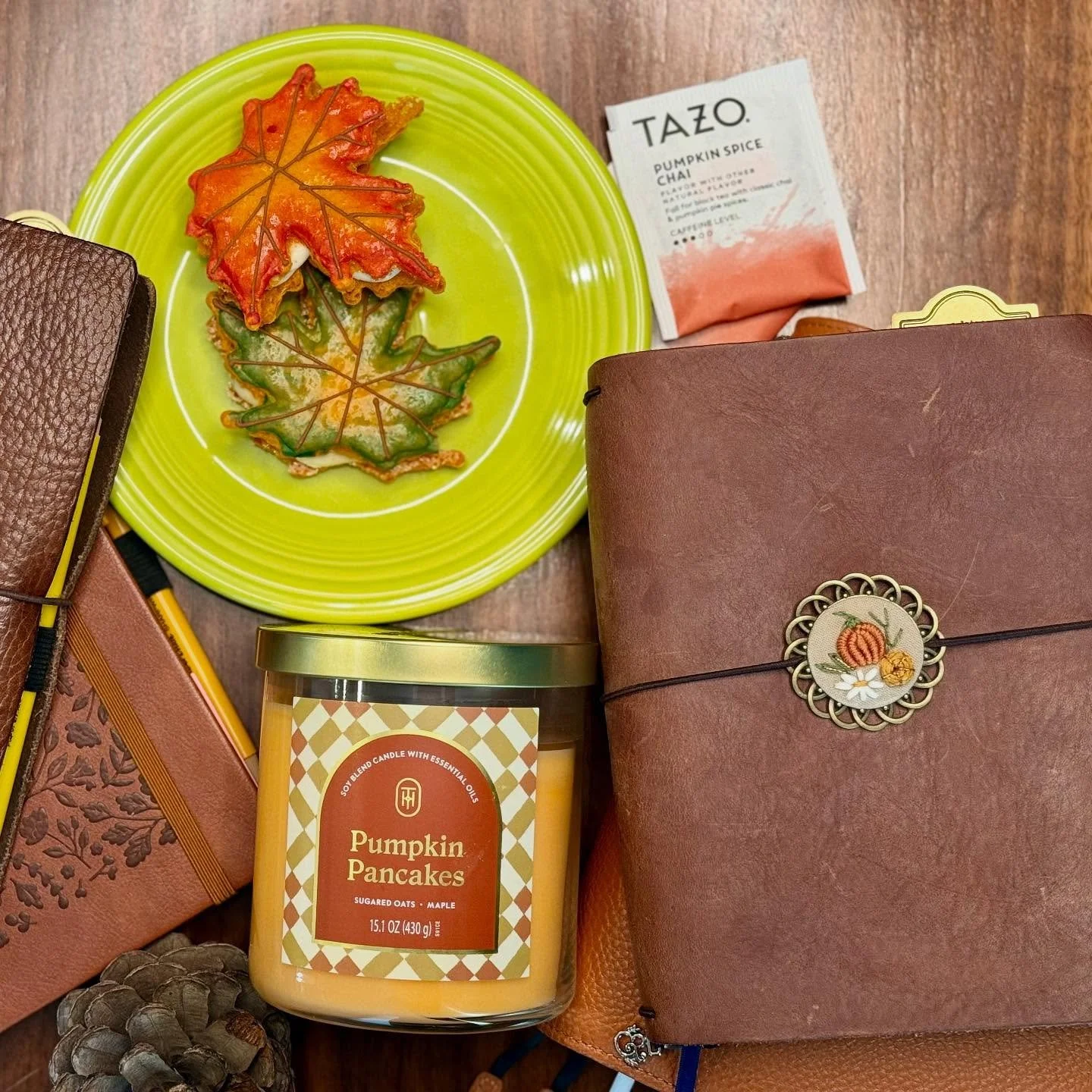 In an updated blog post, I&rsquo;ve broken down all of my favorite fall materials for the season. Fall has a way of making everything feel a little more cozy&mdash;especially when it comes to journaling. From hot beverages and warm blankets to crisp 