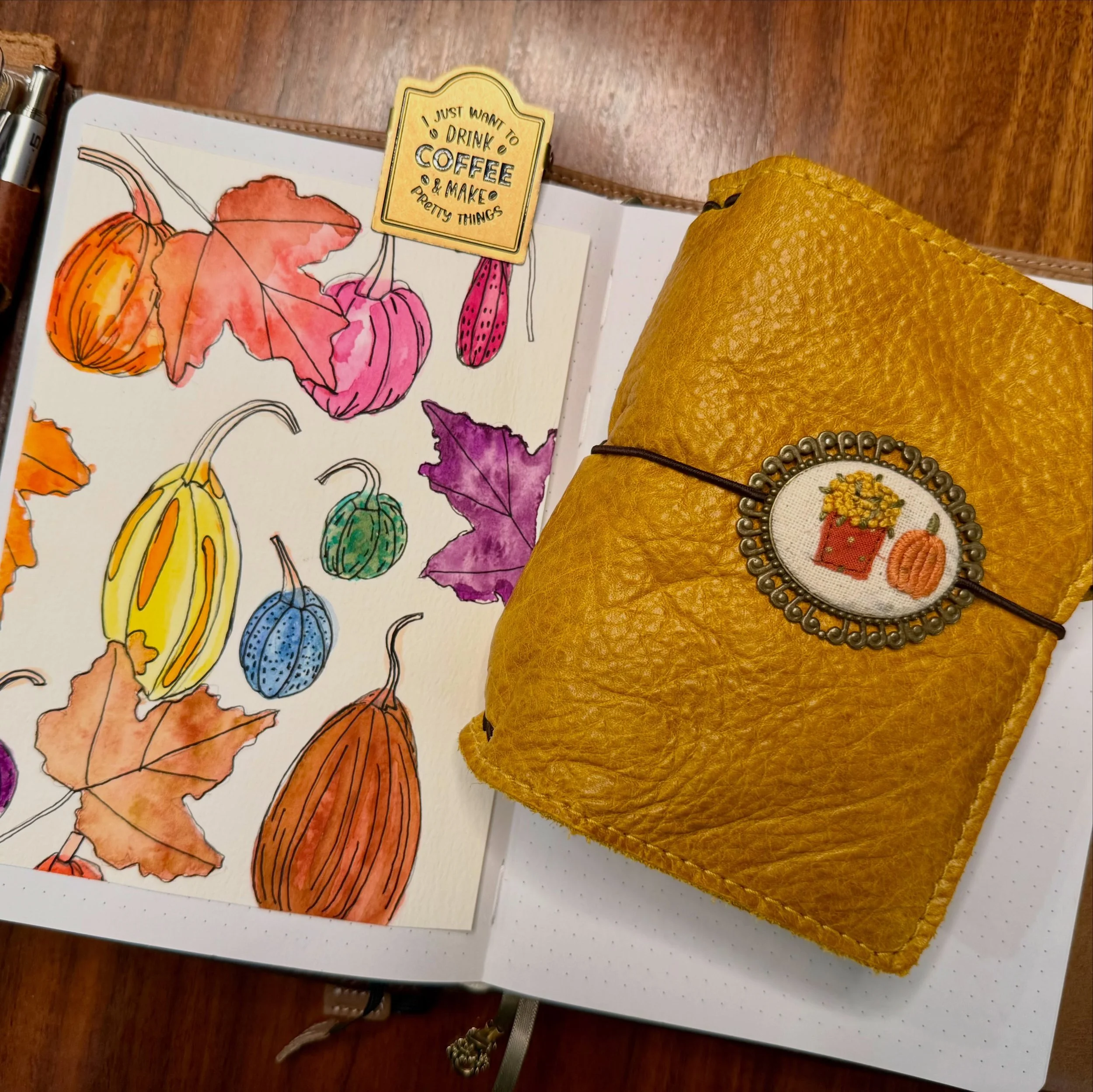 Saturday morning notebook things!

*Michigan red maple leaf drawings from a visit with my mom
*Field Notebook Setup in my new Pocket Plus cover from @thechicsparrow and Pocket notebook in grid from @sterlingink 
*B6 Common Planner to get organized fo