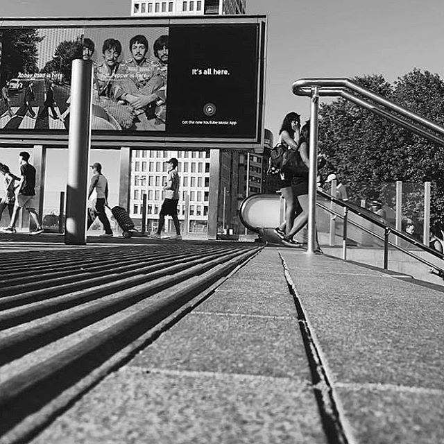 A mood of l&rsquo;urbqnisme. #london #blackandwhite #urbanism #eastlondon