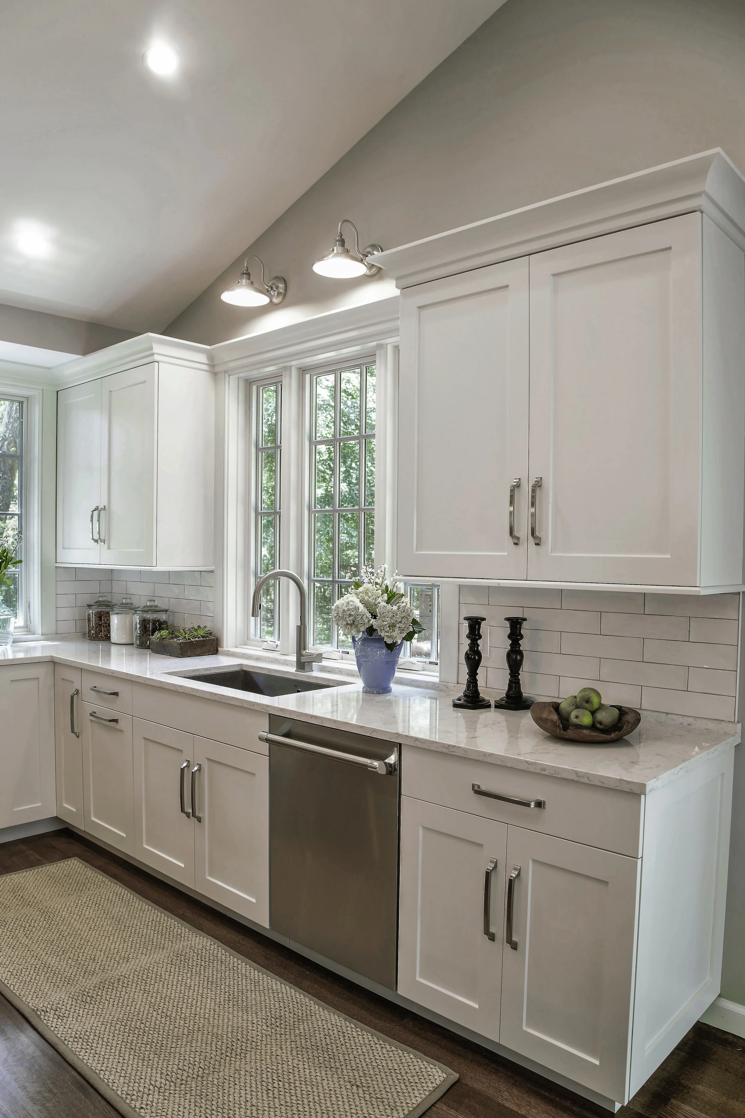Traditional/Transitional Kitchen Remodel by Covenant Kitchens & Baths Inc project photo 6