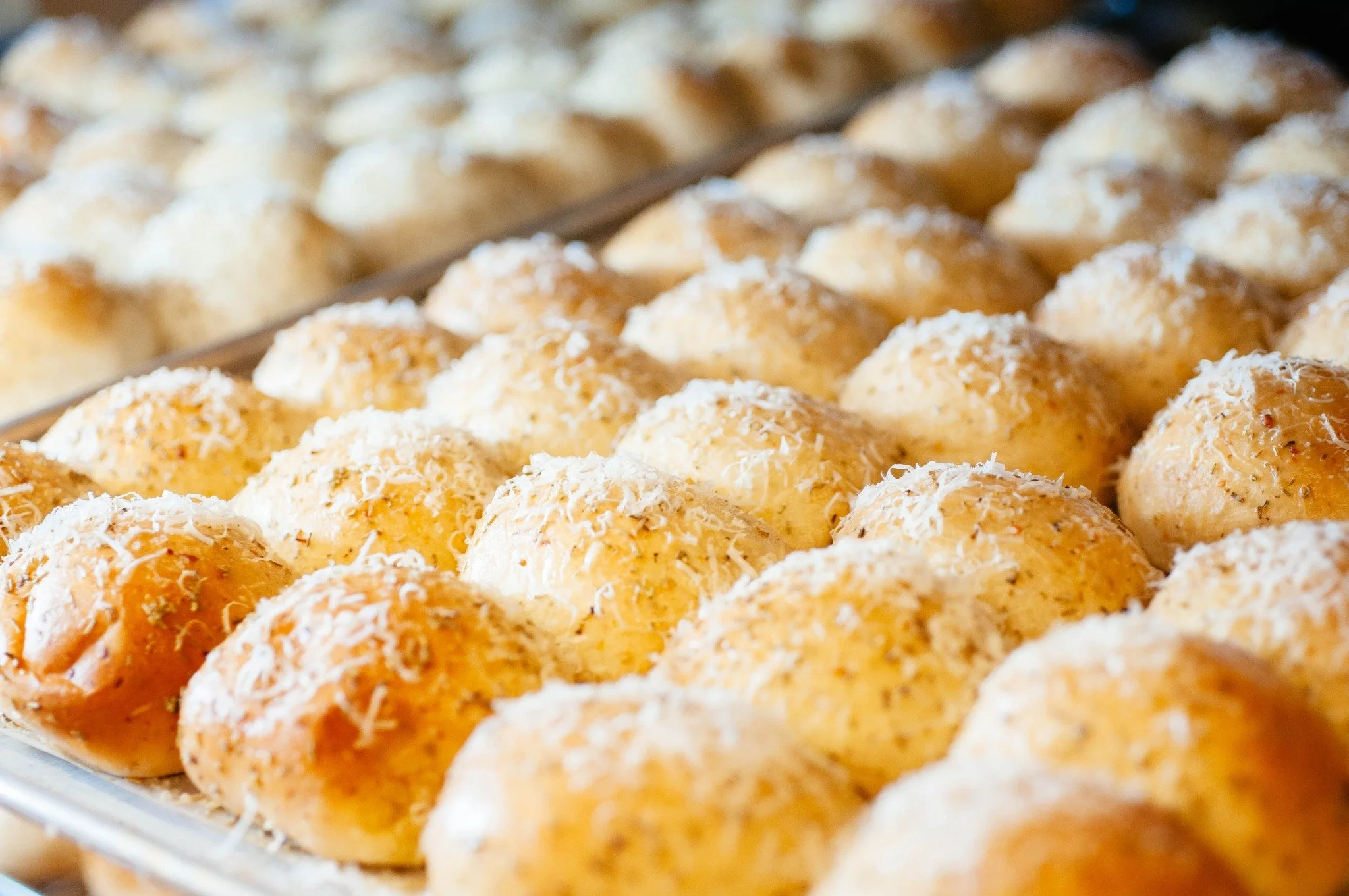 LAST CALL! Train Wreck bakery has their rosemary dinner rolls available for pickup the day before Thanksgiving at Train Wreck, $15/dozen. Email your order in by Friday, 11/21. 📩 trainwreckbar427@gmail.com