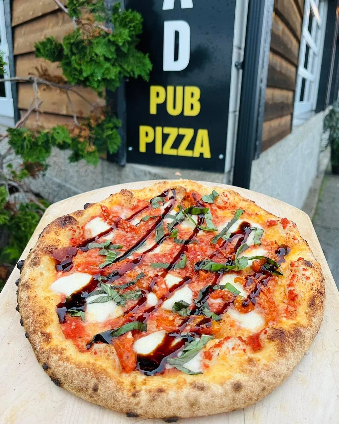 𝗥𝗮𝗶𝗹𝗿𝗼𝗮𝗱 𝗶𝘀 𝗼𝗽𝗲𝗻 𝘁𝗼𝗱𝗮𝘆! Try our Caprese Pizza special. Fresh mozzarella, roasted tomato, salt &amp; pepper, and parmesan cheese. Topped with basil and a drizzle of balsamic glaze.

𝗡𝗲𝘄 𝗬𝗲𝗮𝗿'𝘀 𝗛𝗼𝘂𝗿𝘀:
◾ Wednesday, 12/31: