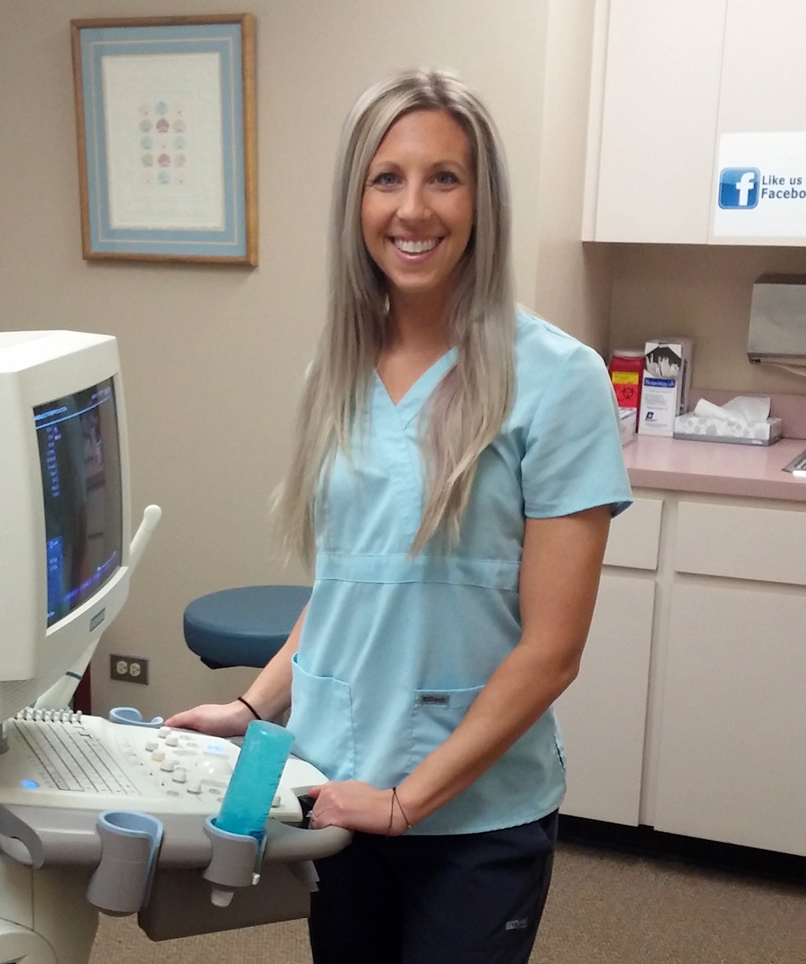 Linsey Carli, RDMS Linsey joined HCR as a Sonographer in 2015 after going back to school for a second career. Her previous experience in a laboratory made for a great transition to the HCR lab as she has recently been trained for all laboratory duties at HCR. Her past experience in Ultrasound include a hospital setting and OB/Gyne office. After having her first child, she decided to go back to school for Sonography for a better work/life balance and found HCR to be a perfect place for her. Linsey has a degree in Biology as well as a degree in Diagnostic Medical Sonography. Linsey is married with two children. When Linsey is not at HCR, you can find her spending time with her family or teaching group fitness classes. Education: 2006 Bachelors of Biology, Lewis University 2014 Associate in Applied Science in Diagnostic Medical Sonography, Triton College