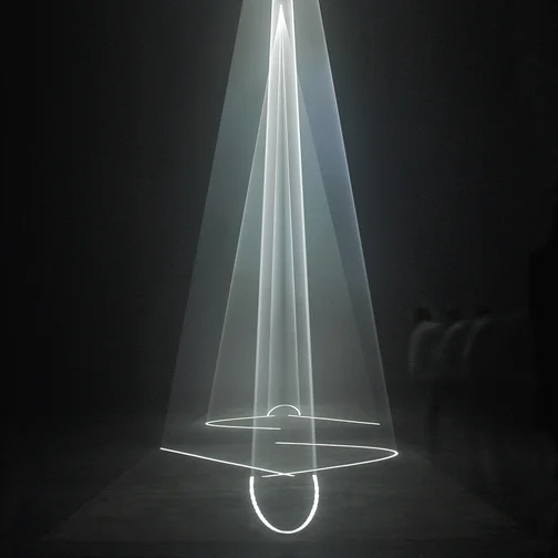 Anthony_McCall_Between_You_and_I_2007.jpg