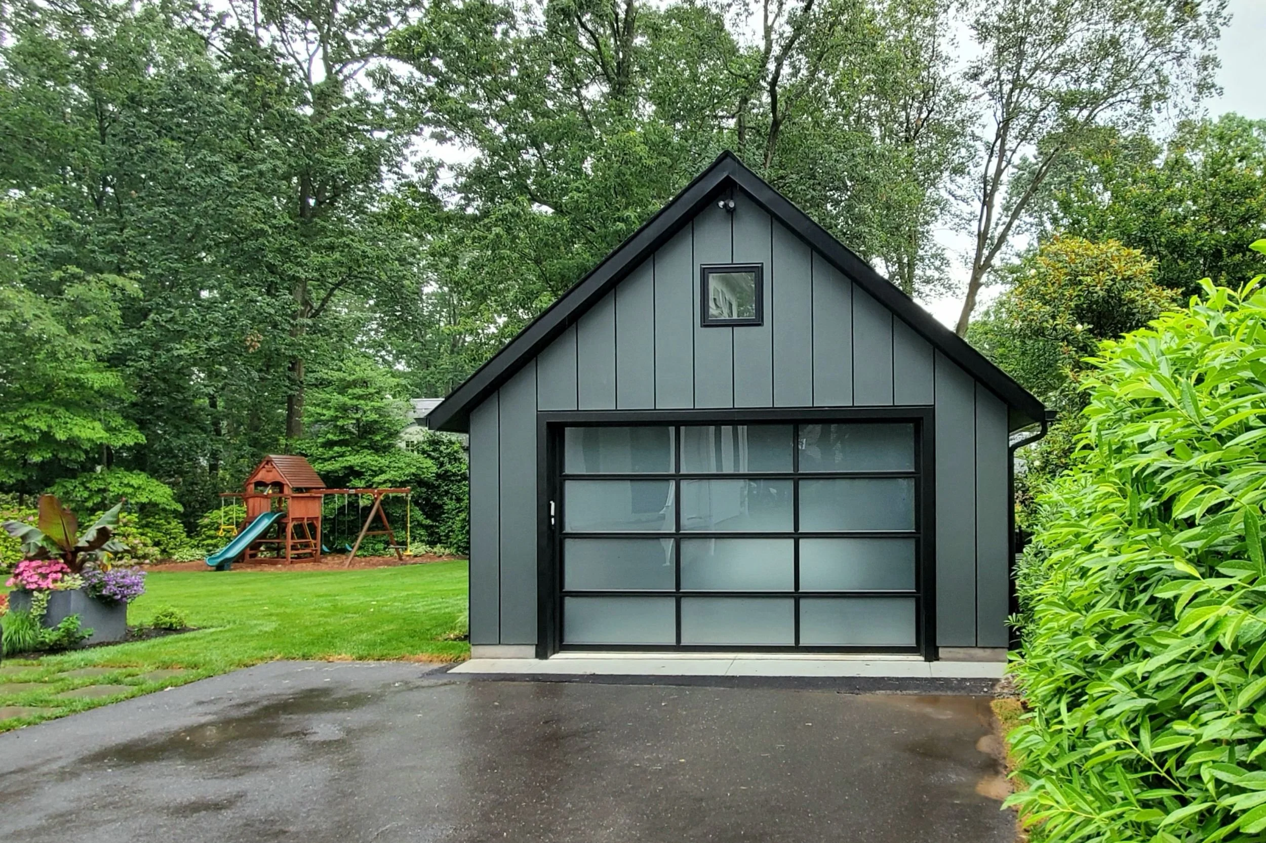 Shadow Gararge Front.jpg