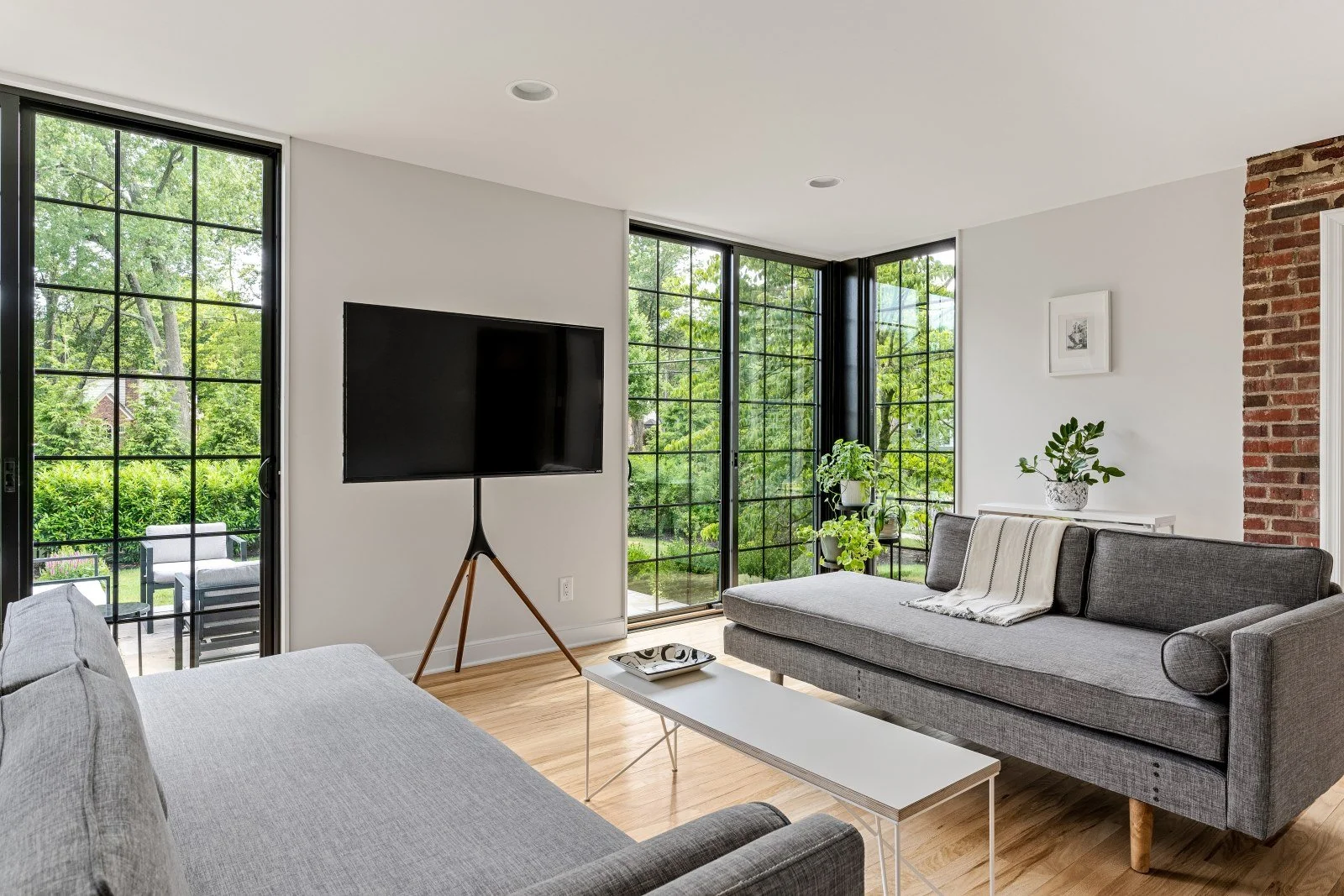 industrial-minimalist-interior-haddonfield-nj.JPG