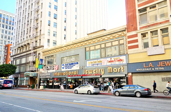 The jewelry district in downtown has a huge selection of vendors that sell every variety of jewelry. Some vendors/ shops are more hip than others so definitely walk around and take a look. If you're familiar with the price of jewelry at boutiques, you'll see immediately this place is a quarter of the price for the same designs!