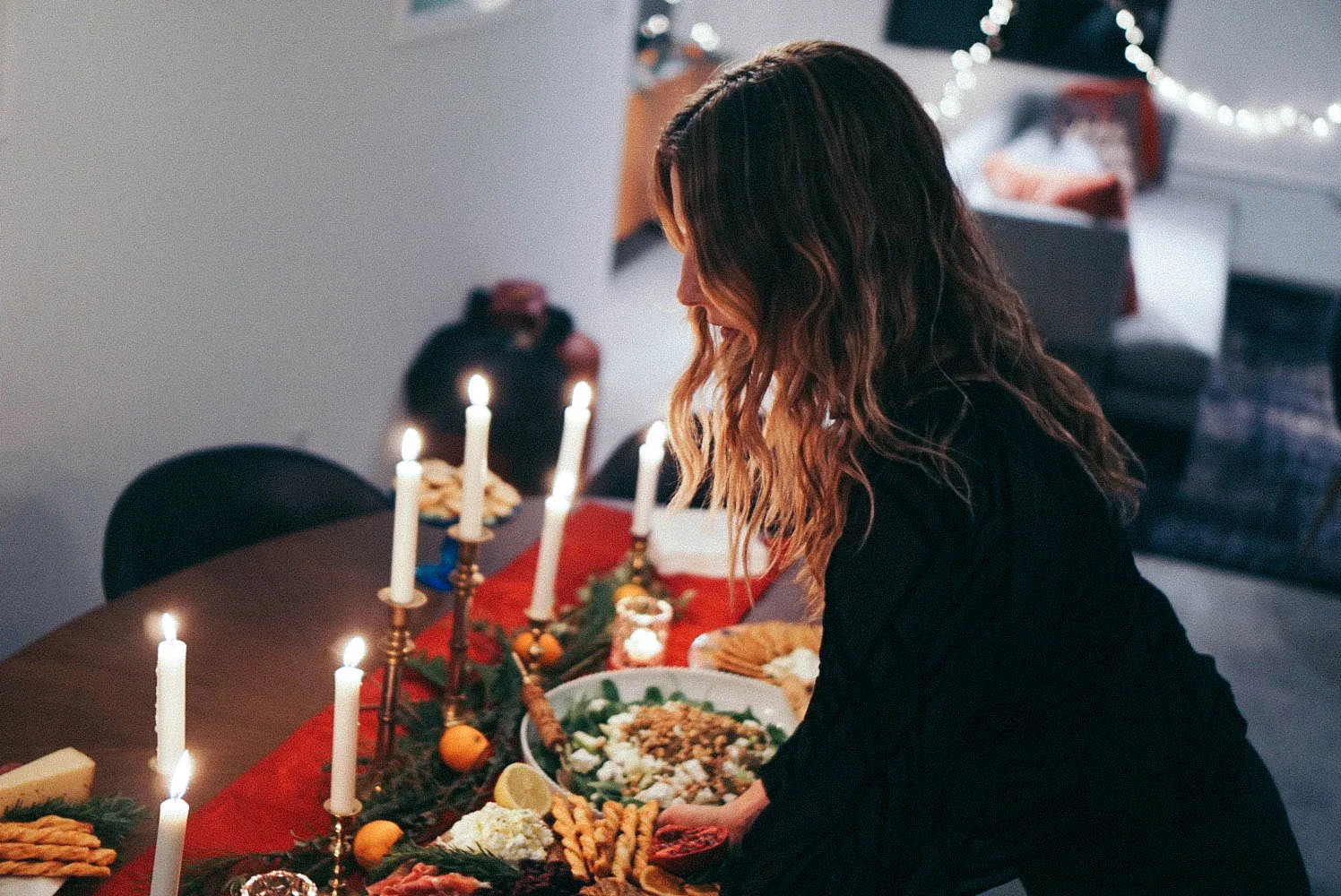 5-things-you-need-to-how-to-host-a-party-3.jpg