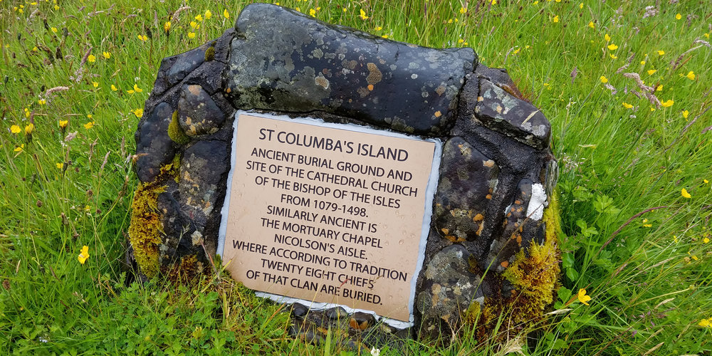 Saint Columba's Isle Plaque Stone.jpg