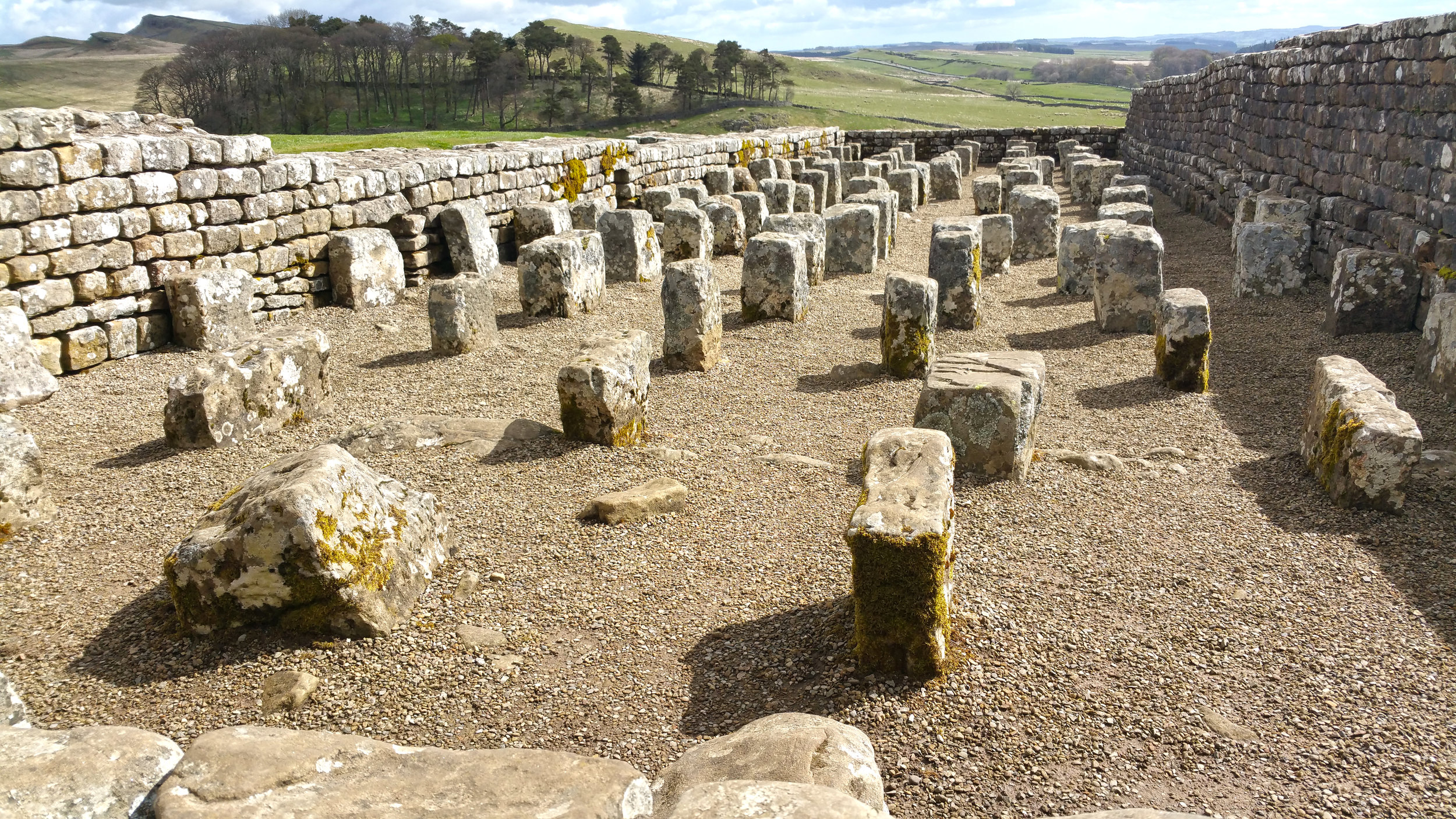 Housteads Roman Fort Grannary.jpg