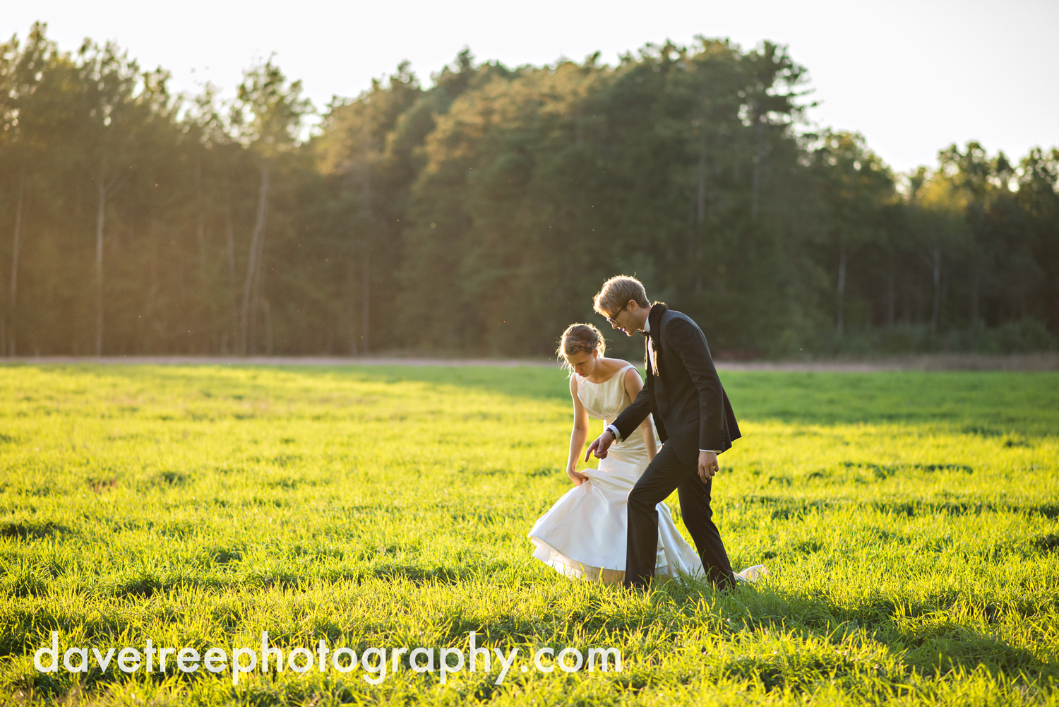 northern_michigan_wedding_photographer_grand_haven_wedding_photographer_29.jpg