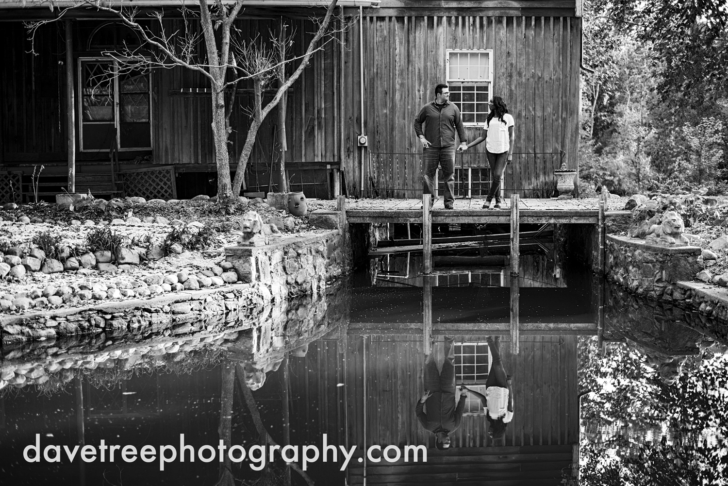 kalamazoo_wedding_photographer_kalamazoo_engagement_photographer_22.jpg