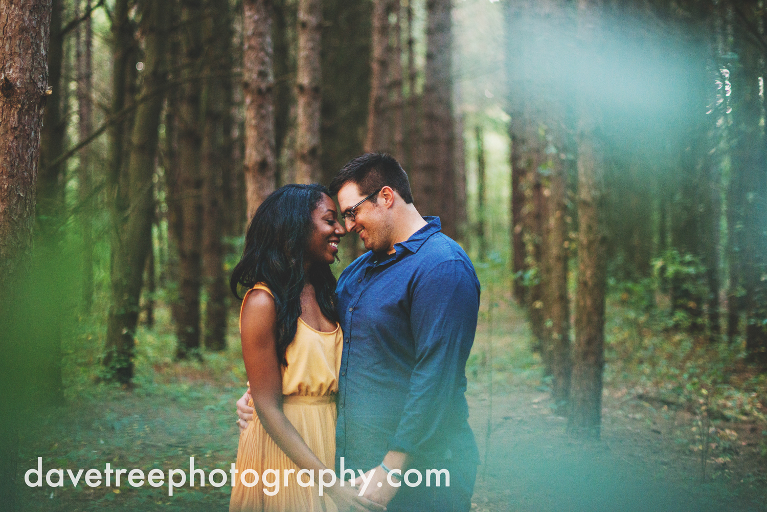 a kalamazoo engagement | Diane + Tyler | Kalamazoo Engagement Photographers