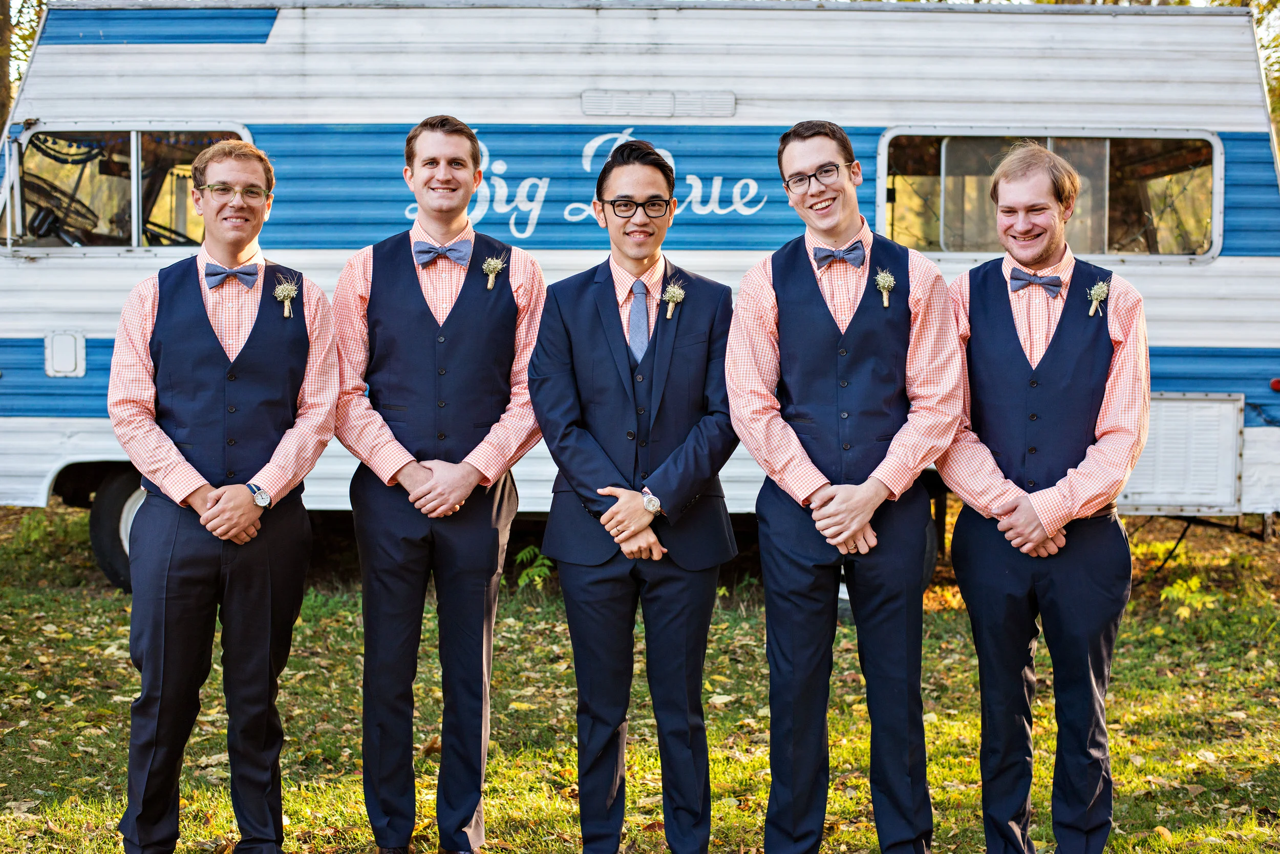 benton_harbor_wedding_photographer_blue_dress_barn_138.jpg