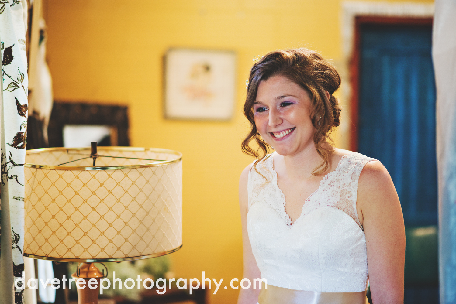 benton_harbor_wedding_photographer_blue_dress_barn_04.jpg