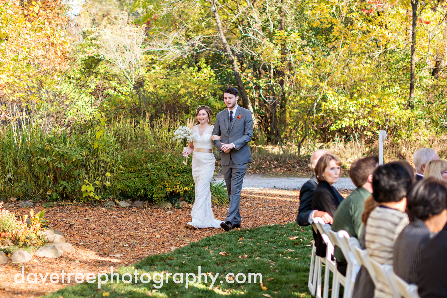 benton_harbor_wedding_photographer_blue_dress_barn_17.jpg