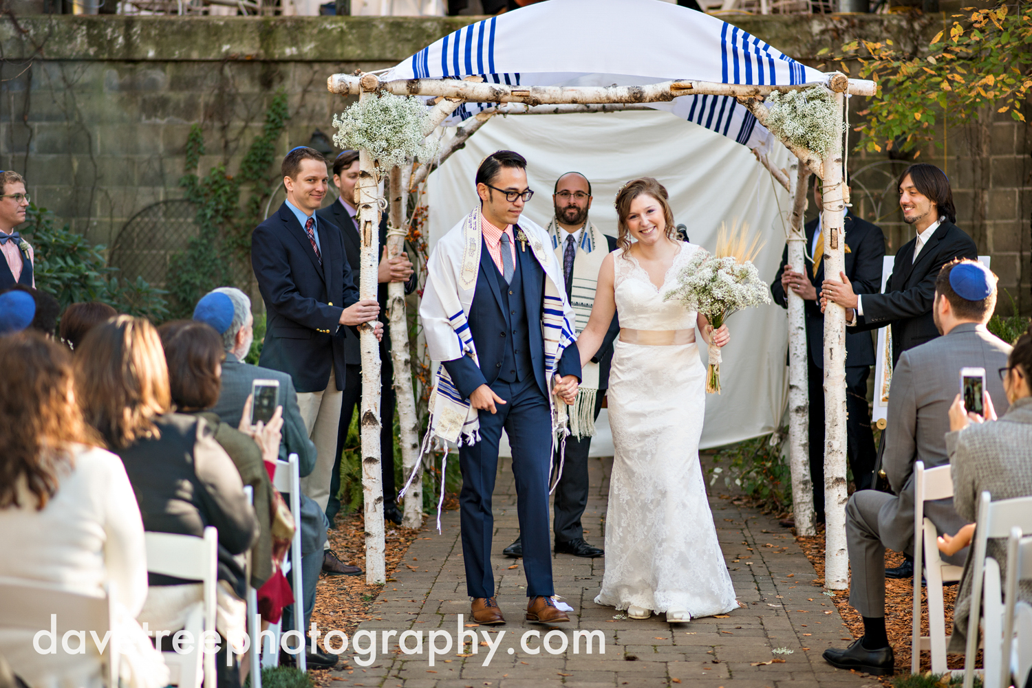 benton_harbor_wedding_photographer_blue_dress_barn_40.jpg