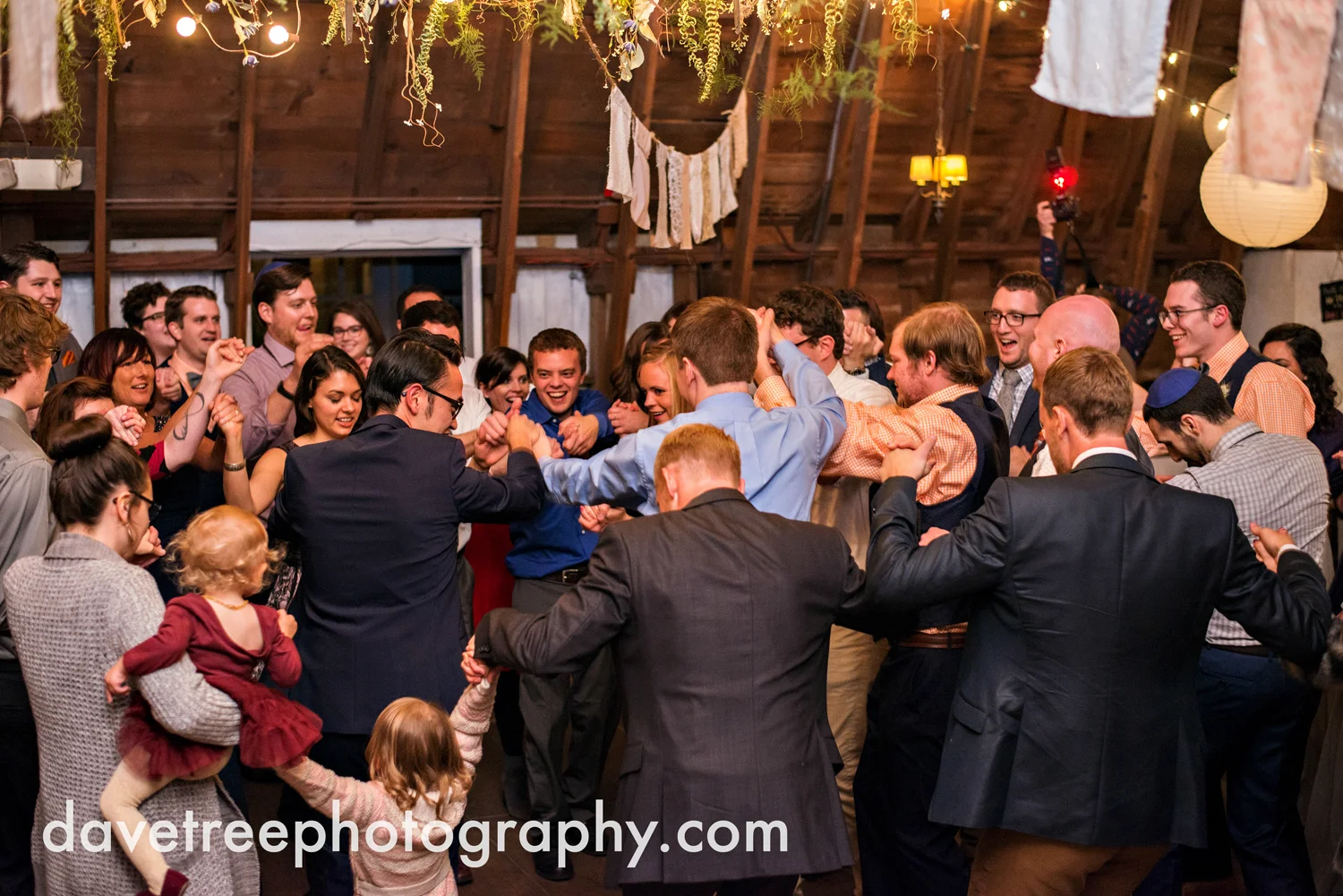 benton_harbor_wedding_photographer_blue_dress_barn_57.jpg