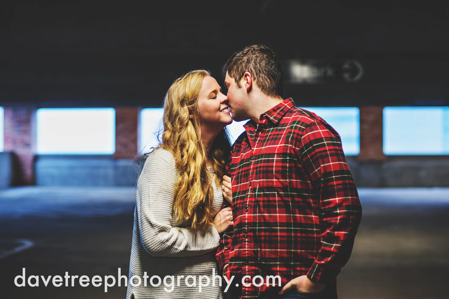 kalamazoo_engagement_photographer_332.jpg