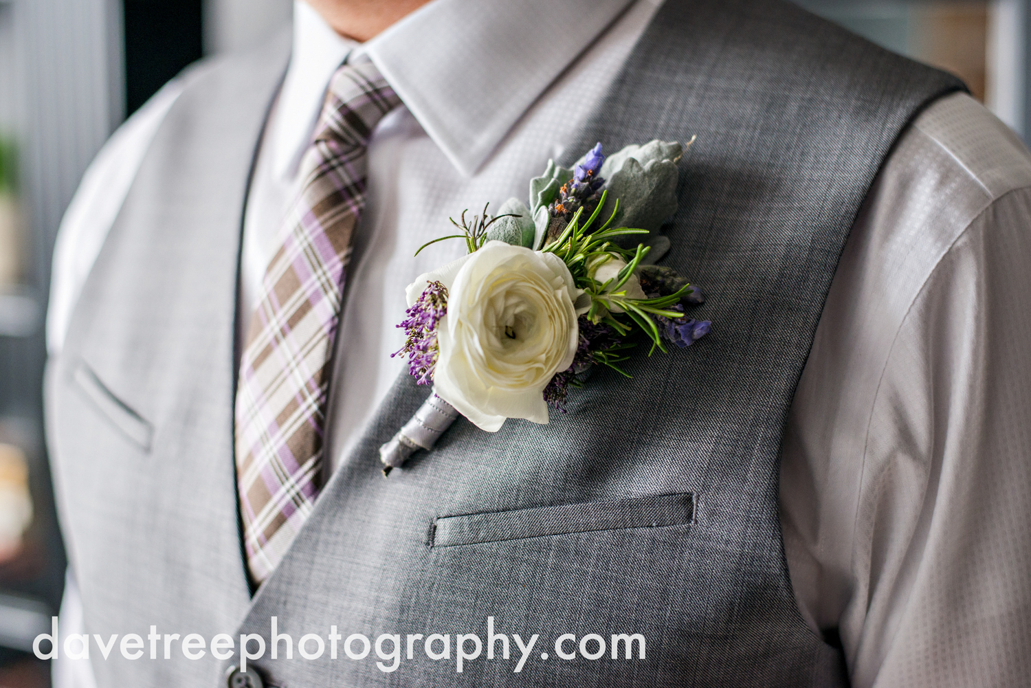 loft310_wedding_photographer_kalamazoo_wedding_photographer_350.jpg