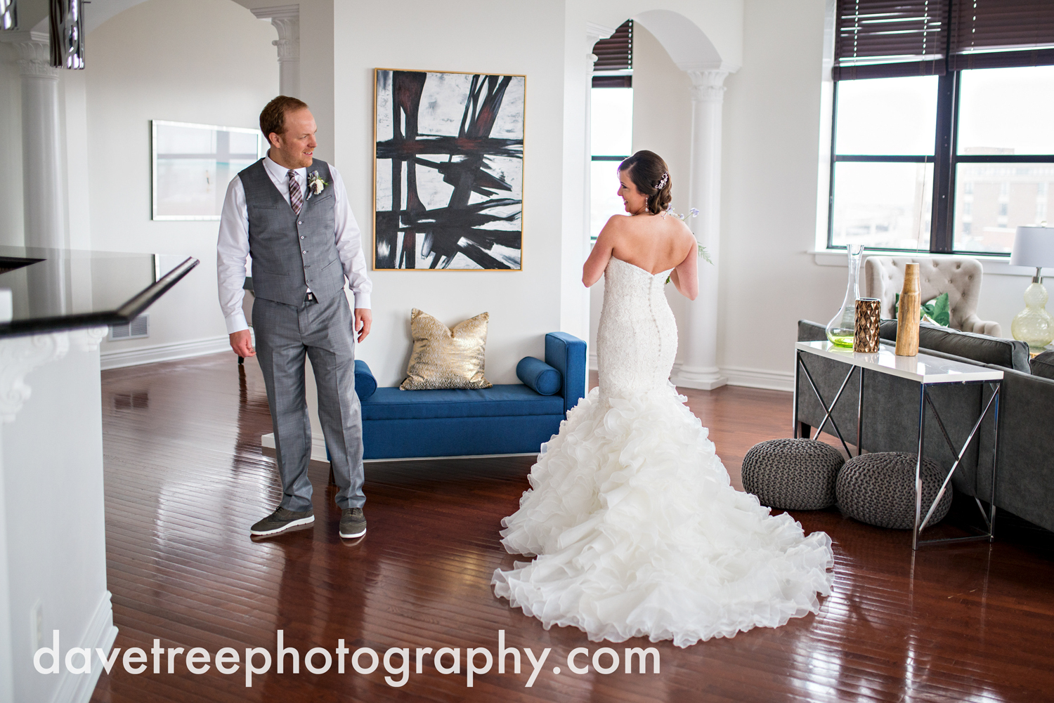 loft310_wedding_photographer_kalamazoo_wedding_photographer_390.jpg