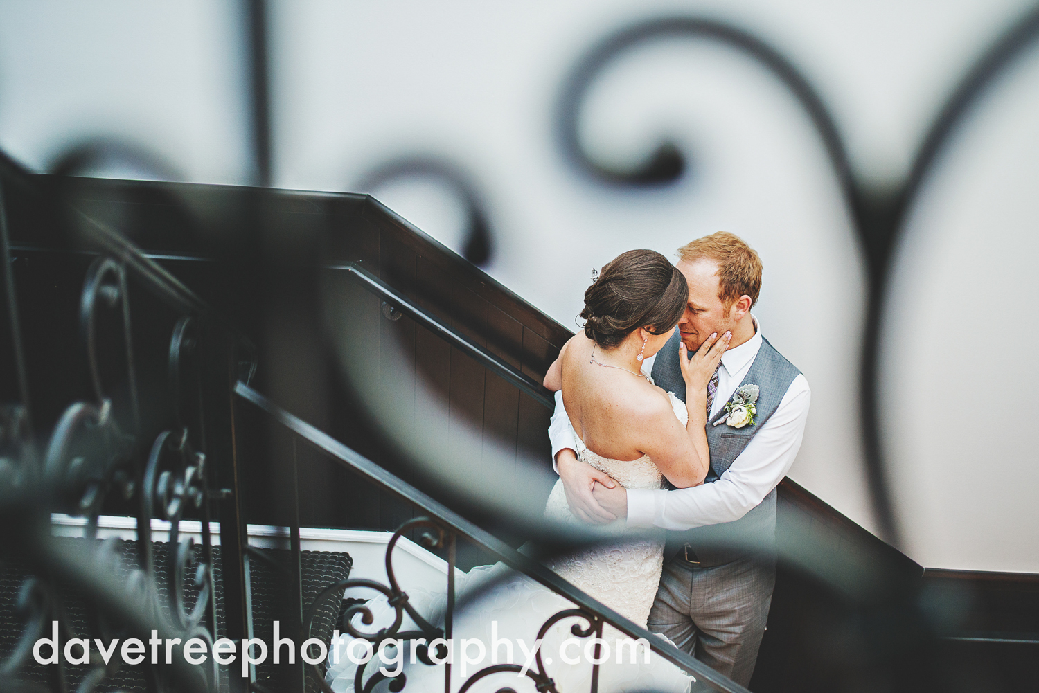 loft310_wedding_photographer_kalamazoo_wedding_photographer_316.jpg