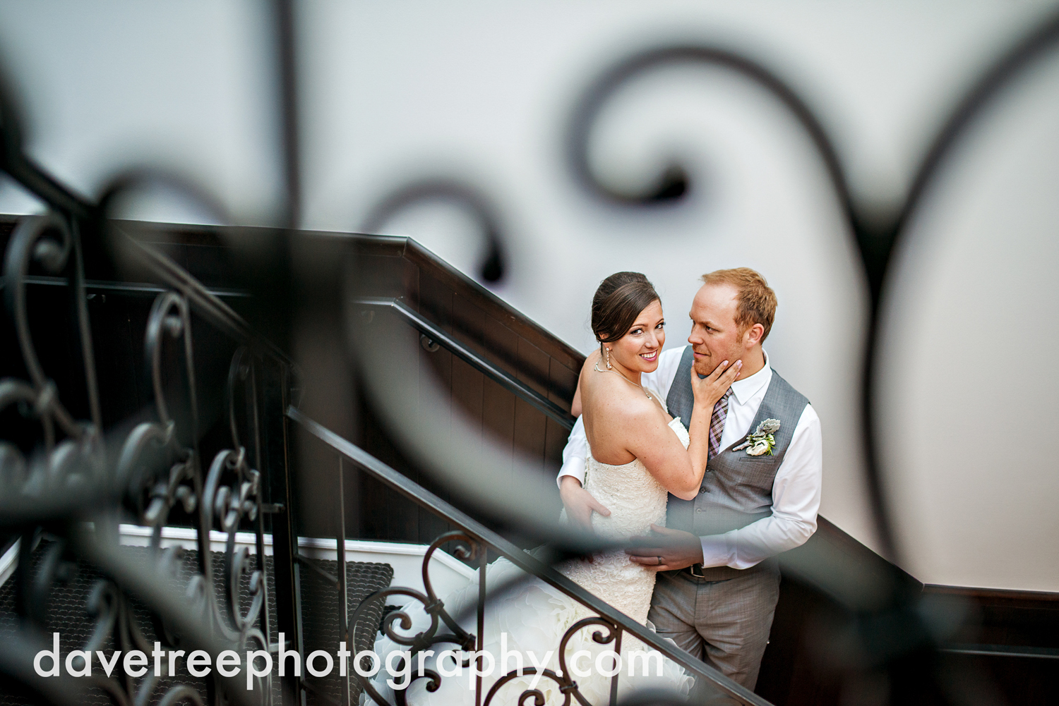 loft310_wedding_photographer_kalamazoo_wedding_photographer_317.jpg