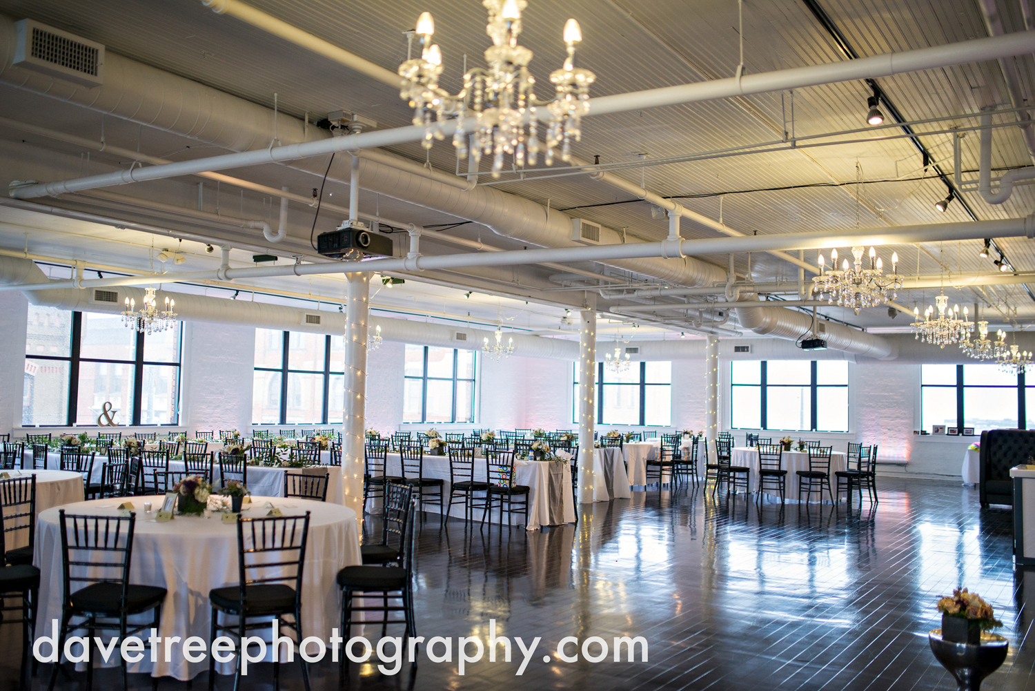 loft310_wedding_photographer_kalamazoo_wedding_photographer_344.jpg