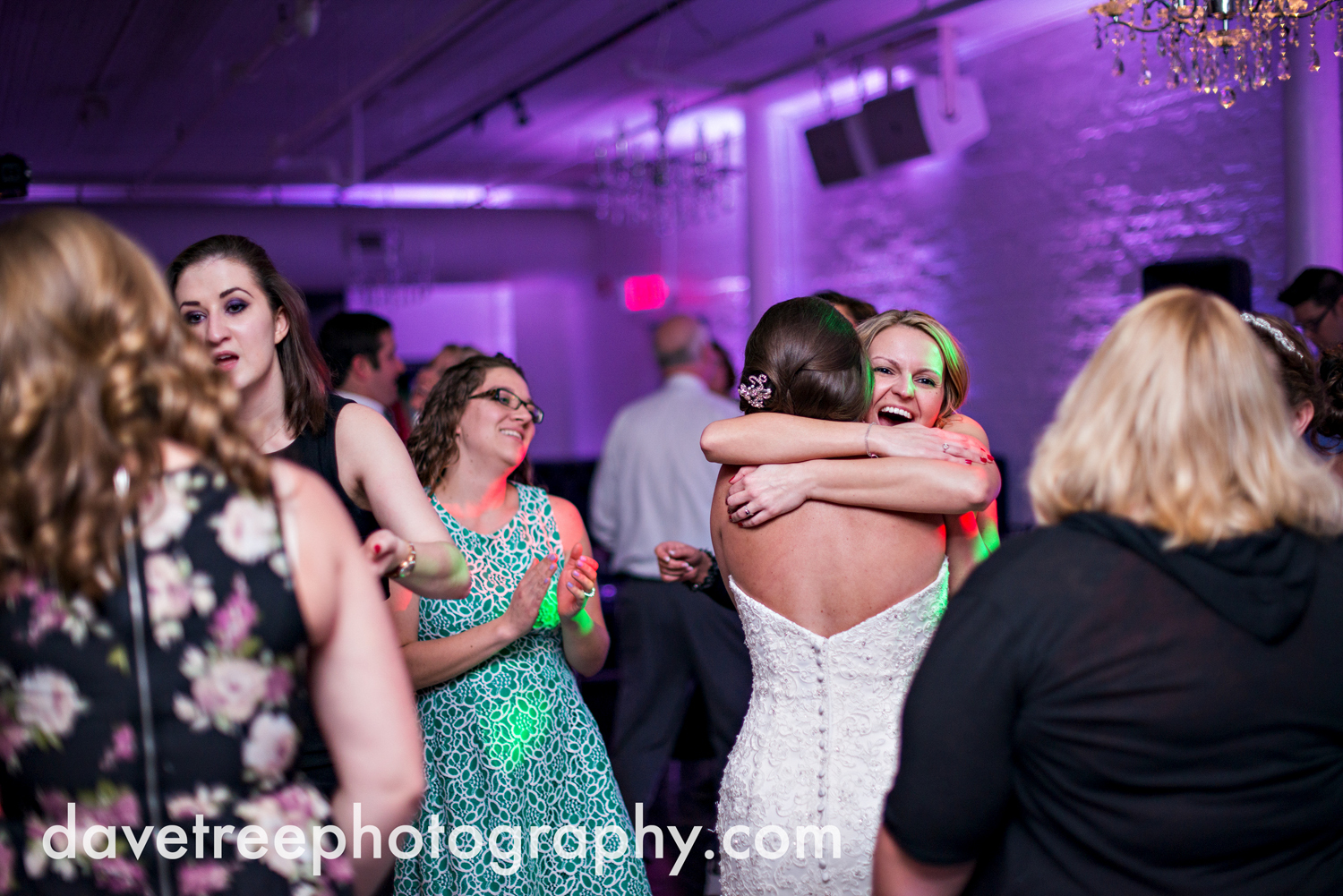 loft310_wedding_photographer_kalamazoo_wedding_photographer_379.jpg