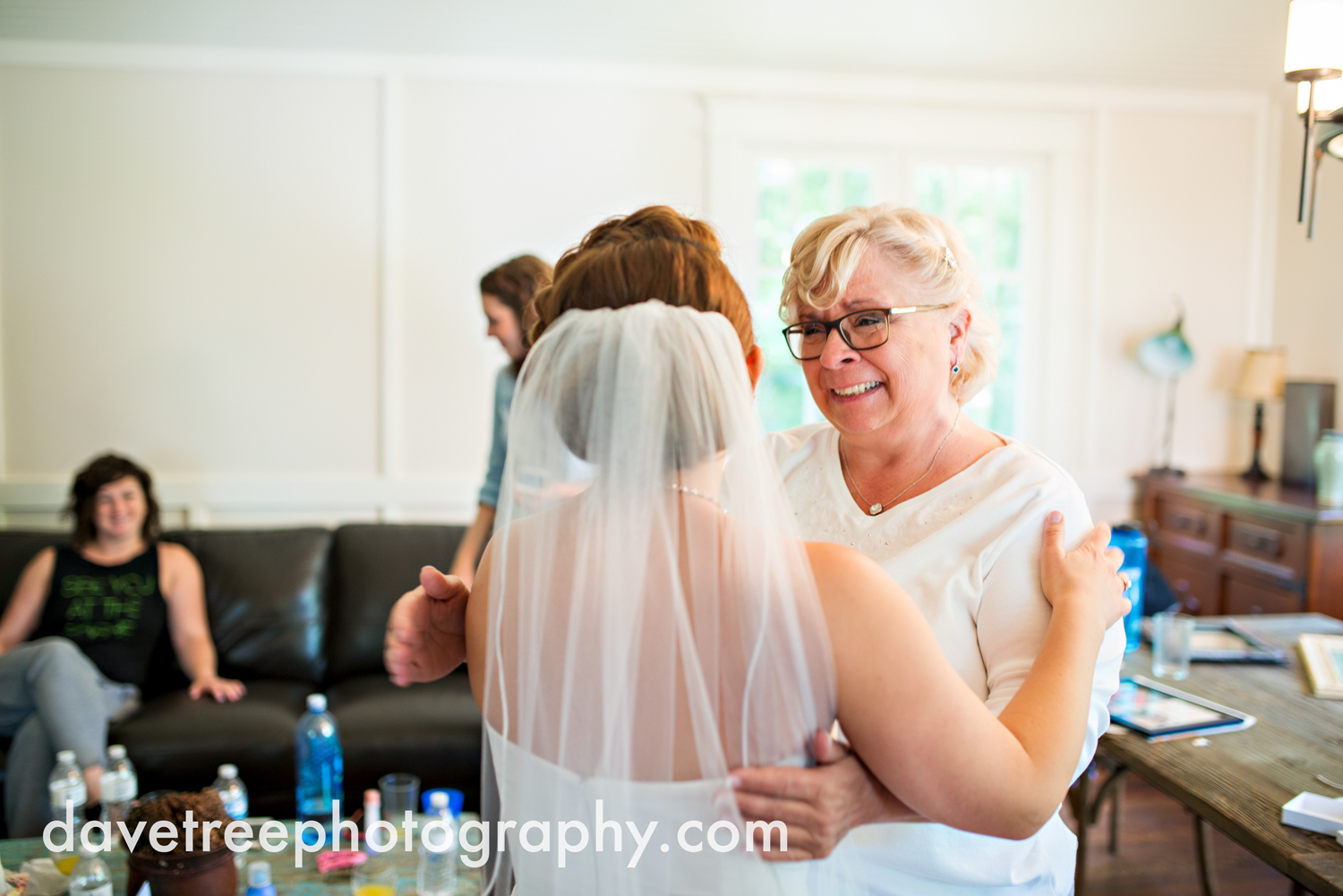 michigan_vineyard_wedding_photographer_davetree_photography_411.jpg