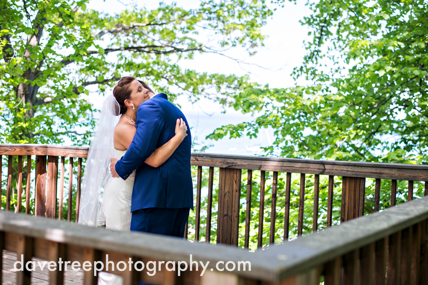 michigan_vineyard_wedding_photographer_davetree_photography_463.jpg