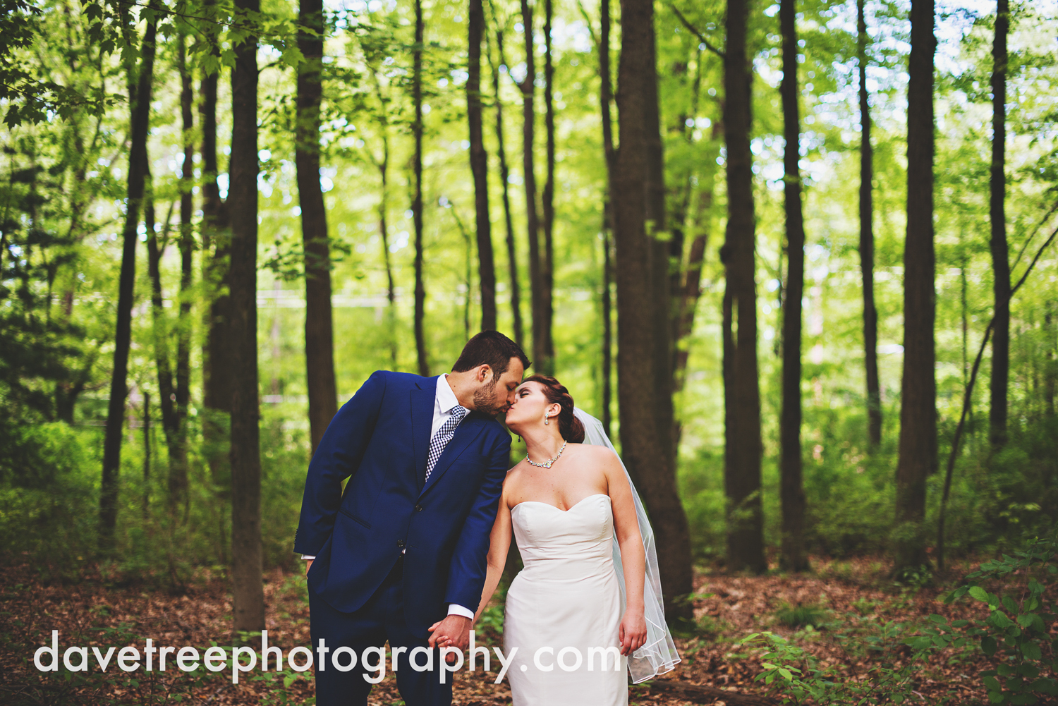 michigan_vineyard_wedding_photographer_davetree_photography_312.jpg