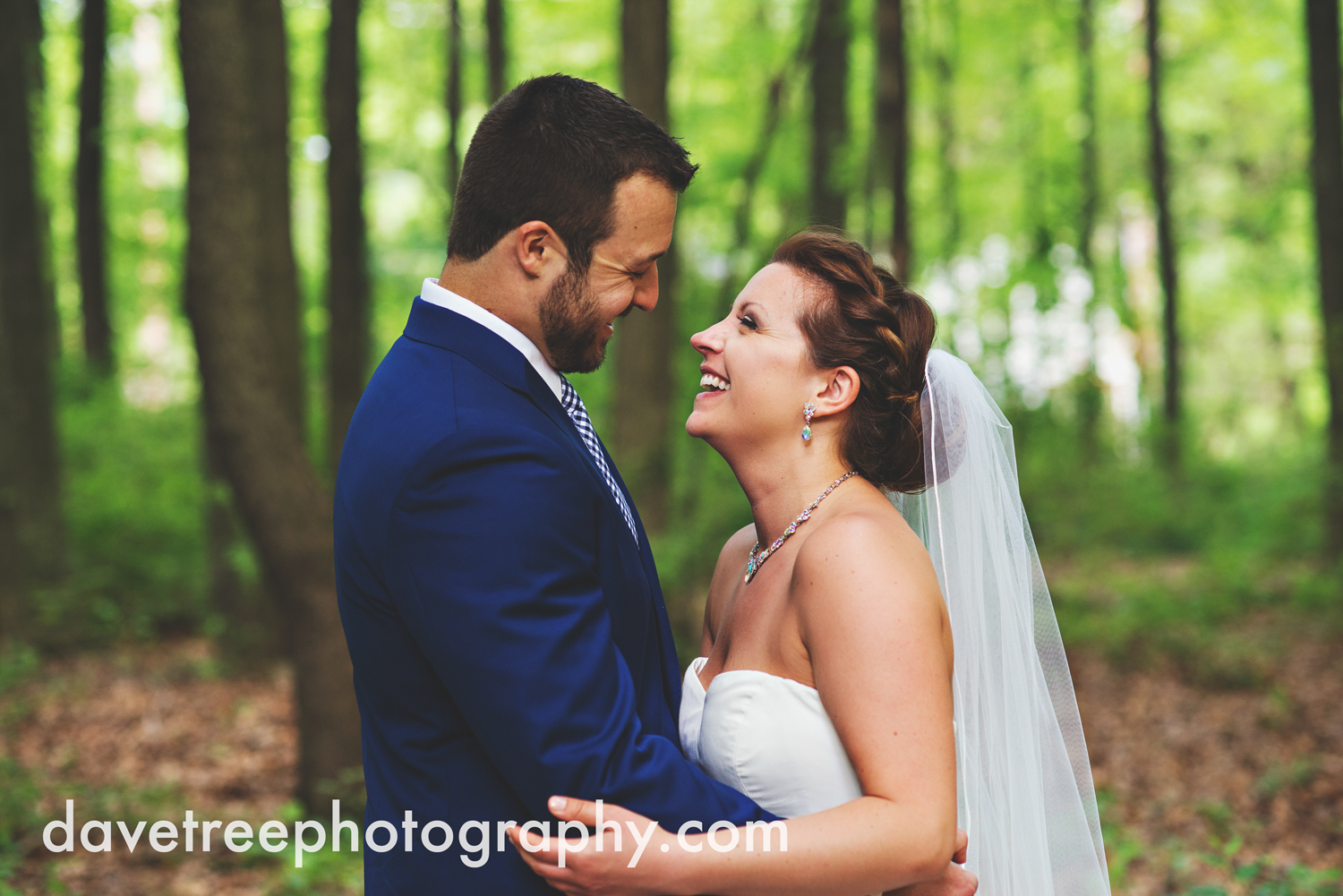 michigan_vineyard_wedding_photographer_davetree_photography_346.jpg