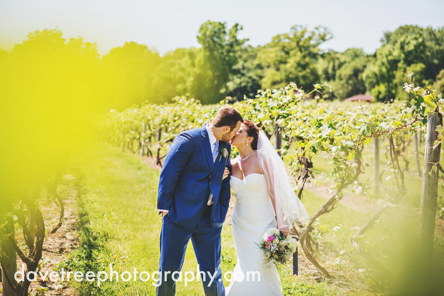 michigan_vineyard_wedding_photographer_davetree_photography_317.jpg