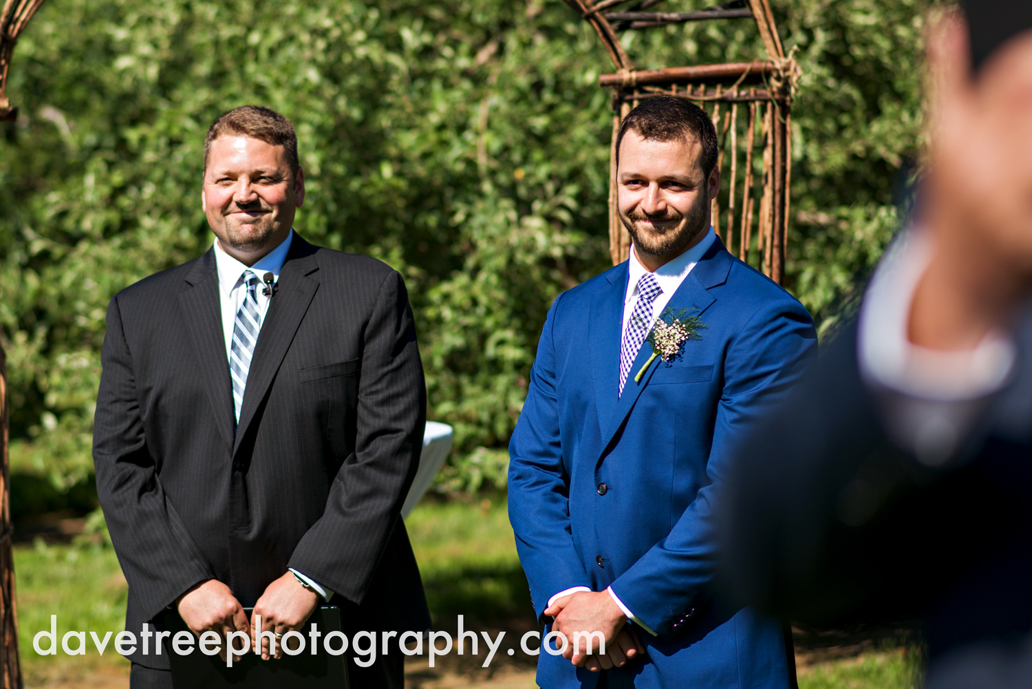 michigan_vineyard_wedding_photographer_davetree_photography_359.jpg