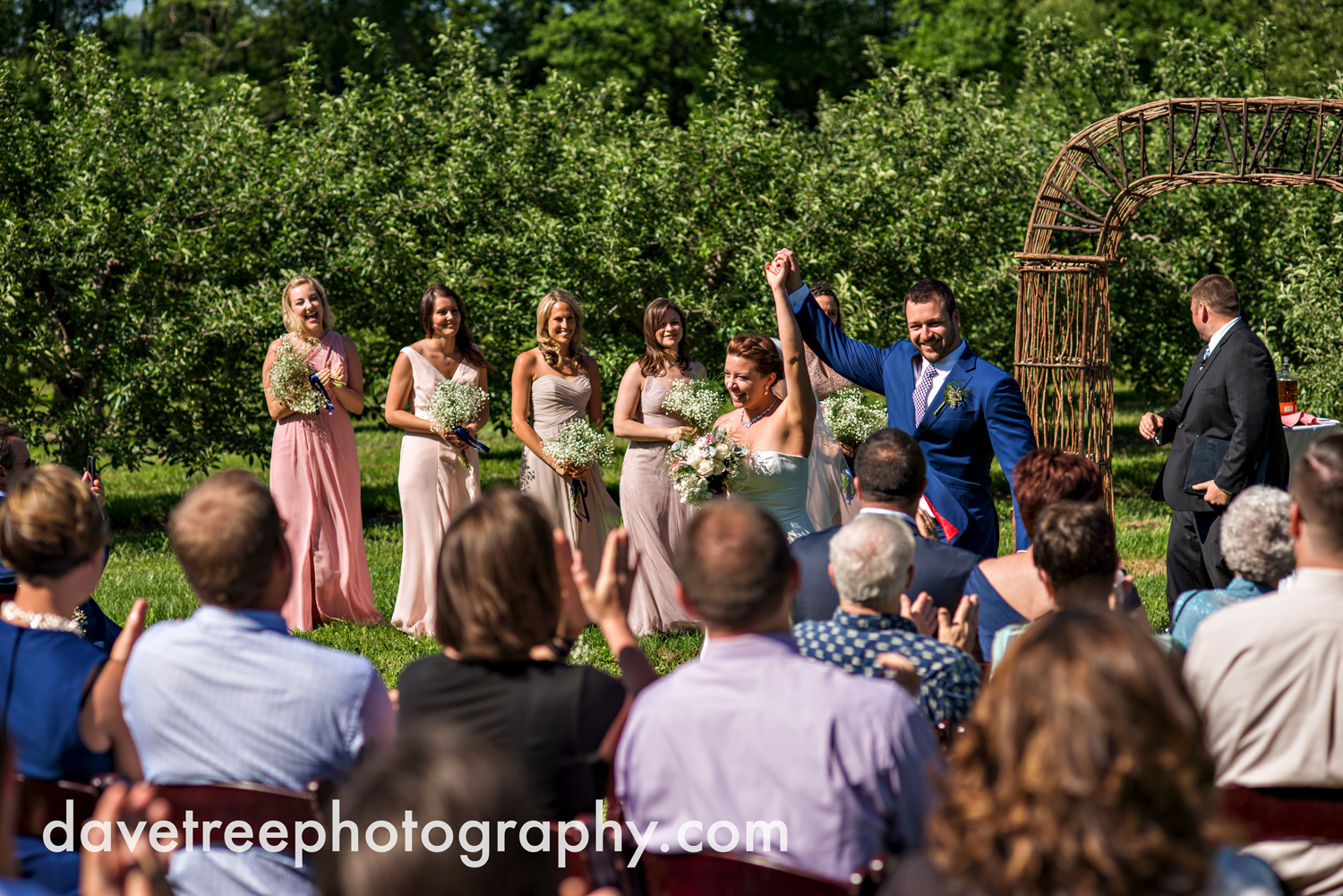 michigan_vineyard_wedding_photographer_davetree_photography_369.jpg