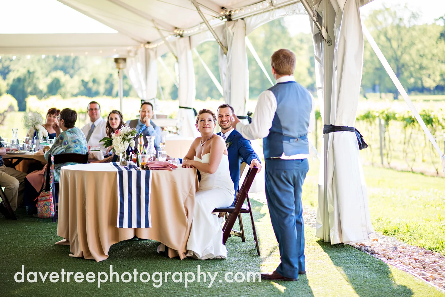 michigan_vineyard_wedding_photographer_davetree_photography_428.jpg
