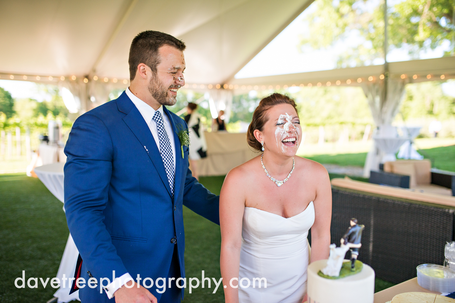 michigan_vineyard_wedding_photographer_davetree_photography_437.jpg