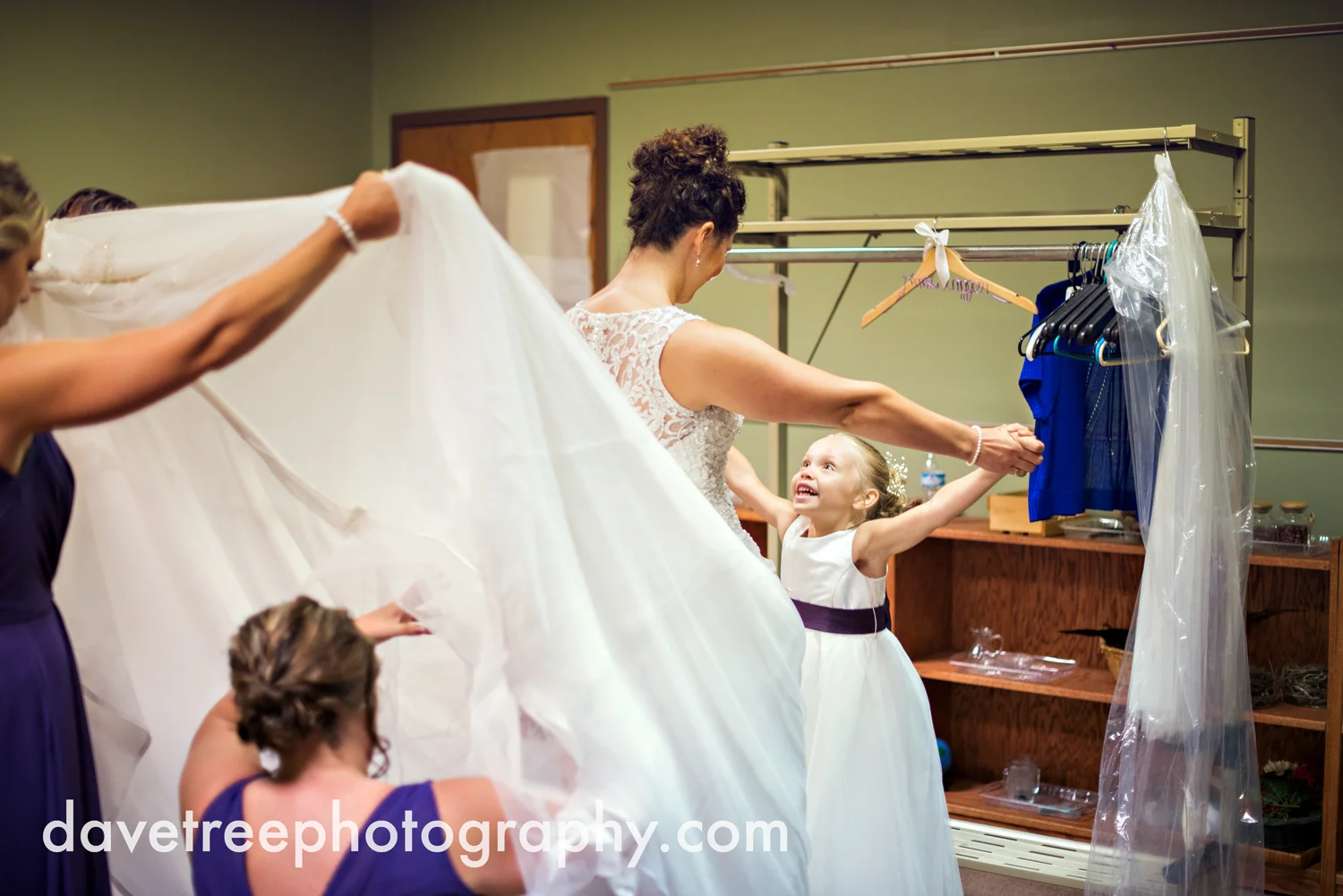 brooklyn_wedding_photographer_brooklyn_michigan_50.jpg